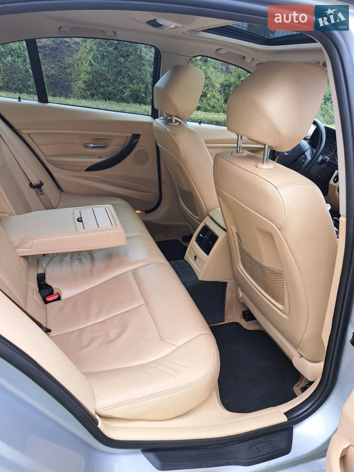 2012 BMW 3er - мініатюра 9