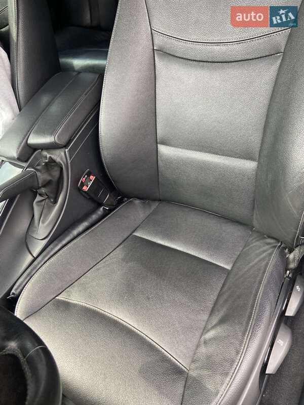 Универсал BMW 3 Series 2011 в Николаеве