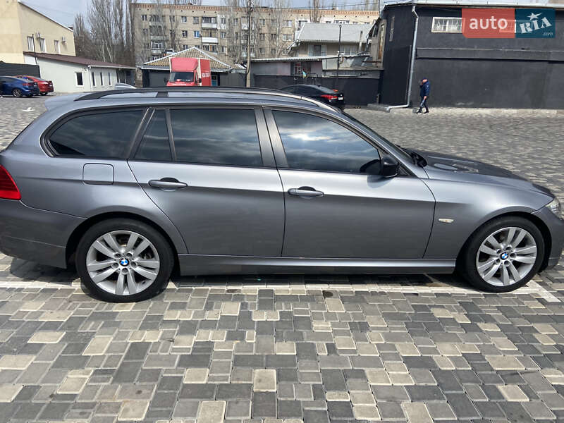 Универсал BMW 3 Series 2011 в Николаеве