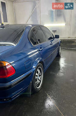 Седан BMW 3 Series 2000 в 