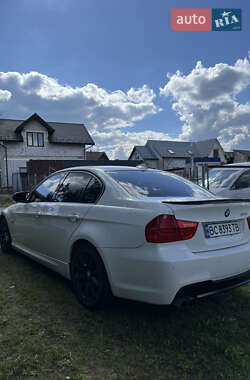 Седан BMW 3 Series 2011 в 