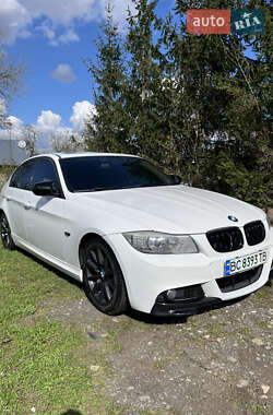 Седан BMW 3 Series 2011 в 