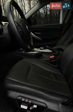 Седан BMW 3 Series 2016 в 