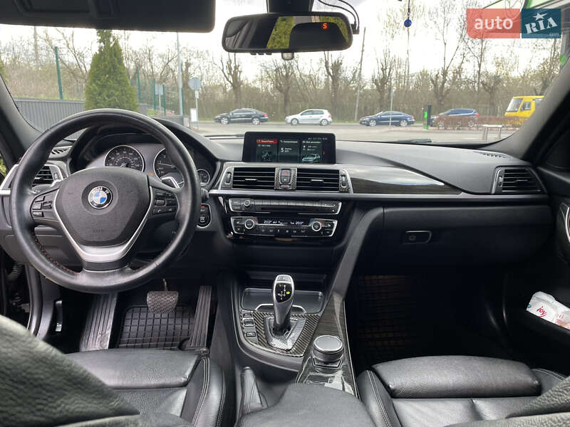 Седан BMW 3 Series 2017 в Львове
