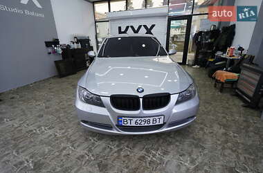 Седан BMW 3 Series 2009 в 