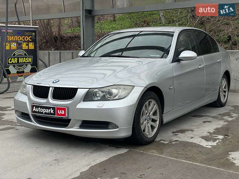 Седан BMW 3 Series 2007 в Киеве