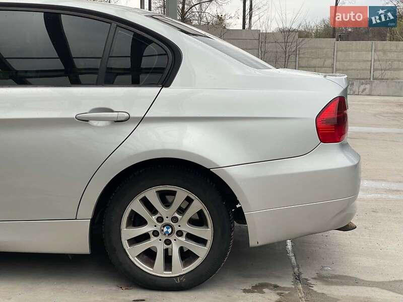 Седан BMW 3 Series 2007 в Киеве