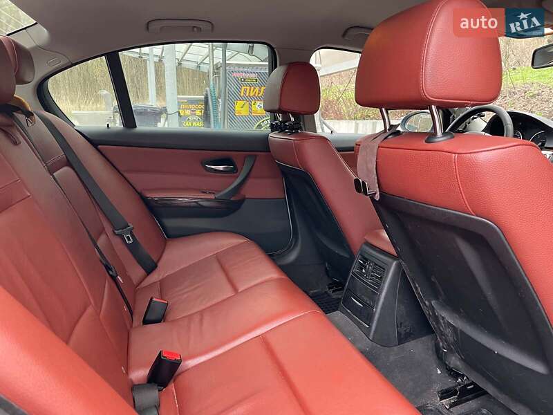 Седан BMW 3 Series 2007 в Киеве