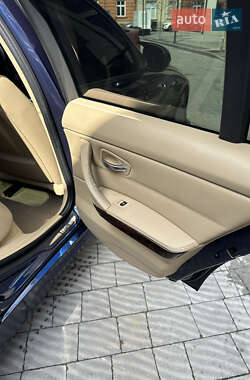 Седан BMW 3 Series 2010 в 