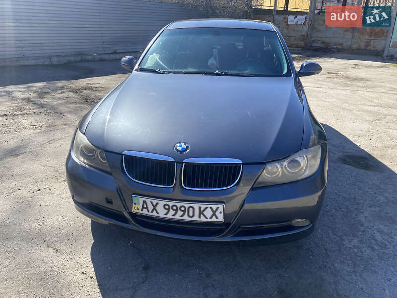 Седан BMW 3 Series 2005 в Харькове