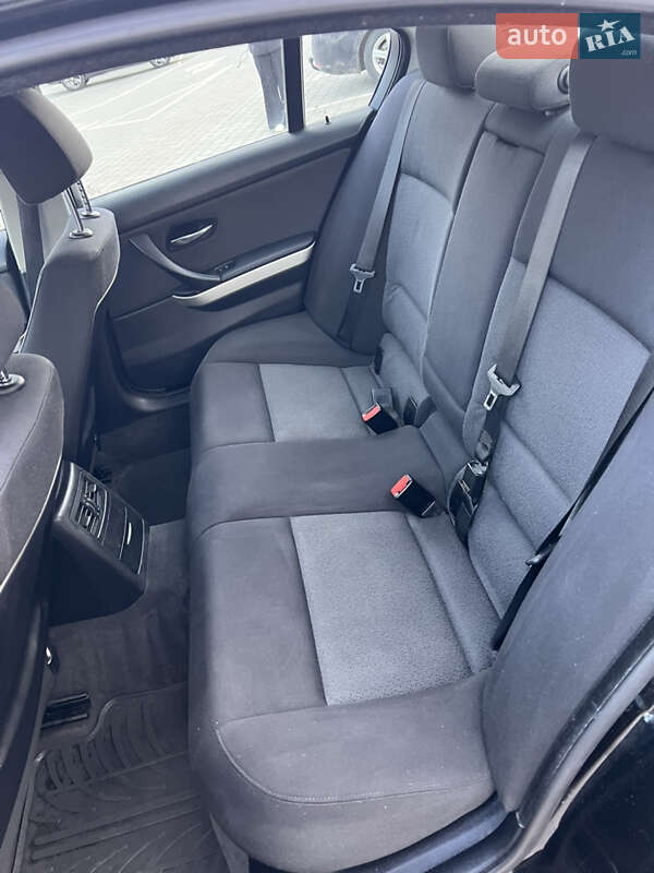 Седан BMW 3 Series 2007 в Луцьку