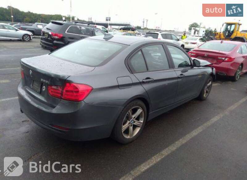 Седан BMW 3 Series 2013 в Одессе