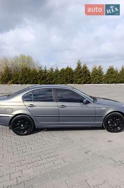Седан BMW 3 Series 2004 в 