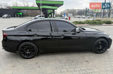 Седан BMW 3 Series 2012 в 