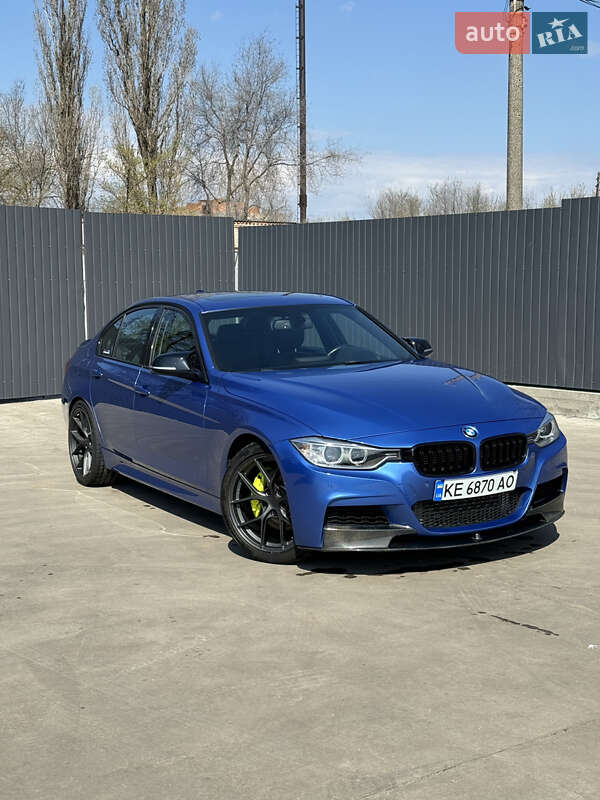 Седан BMW 3 Series 2012 в Дніпрі