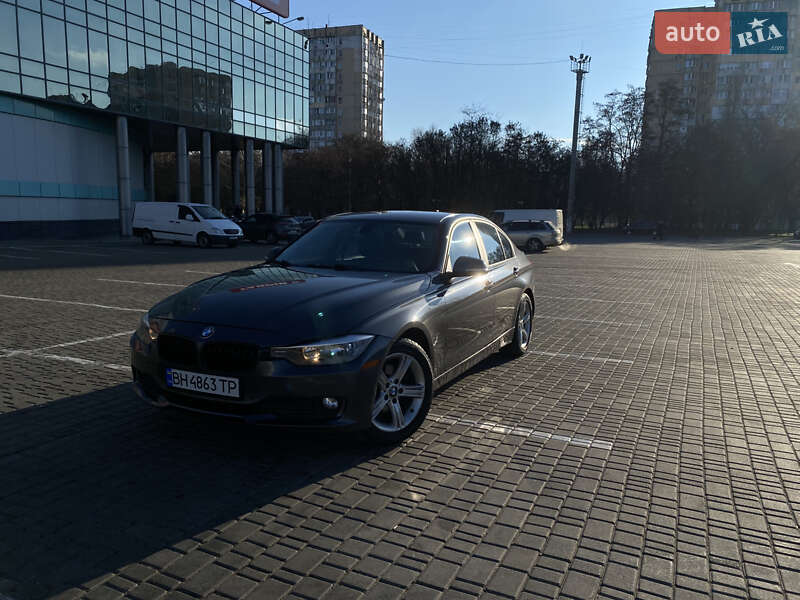 Седан BMW 3 Series 2014 в 