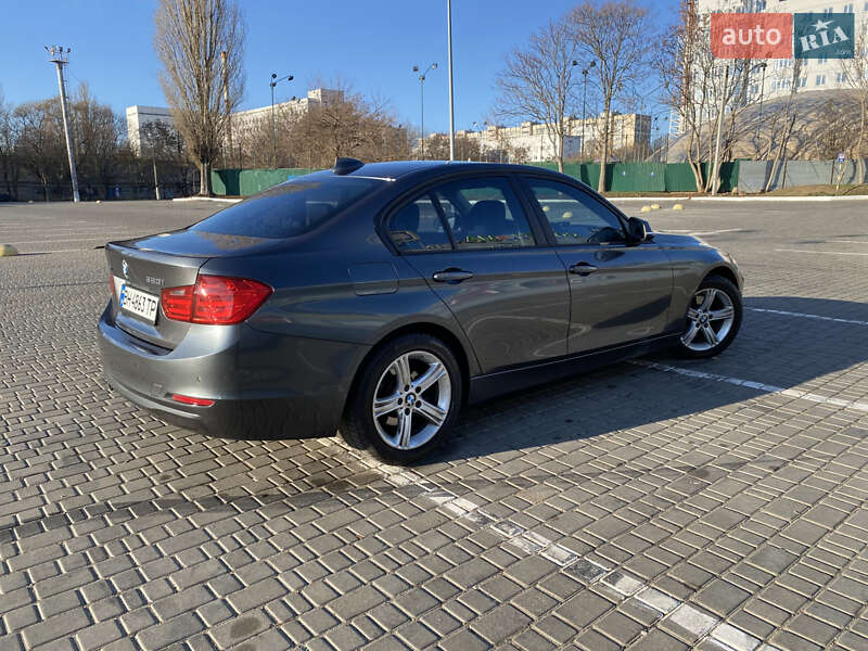 Седан BMW 3 Series 2014 в Одессе
