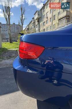 Купе BMW 3 Series 2011 в 