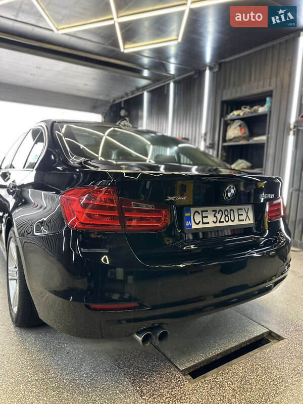 Седан BMW 3 Series 2013 в Чернівцях