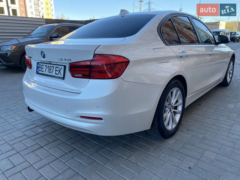 Седан BMW 3 Series 2017 в Николаеве