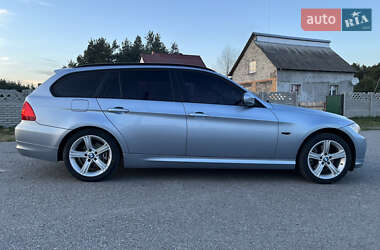 Универсал BMW 3 Series 2010 в Рава-Русской
