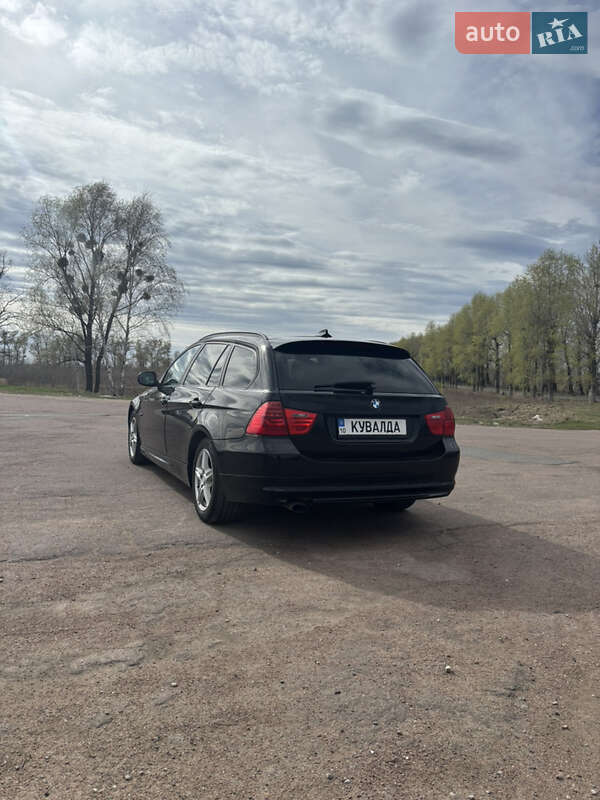 Универсал BMW 3 Series 2010 в Бородянке