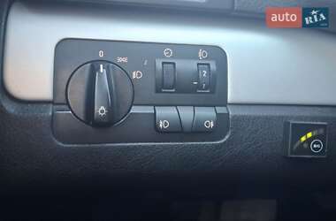 Седан BMW 3 Series 2003 в 
