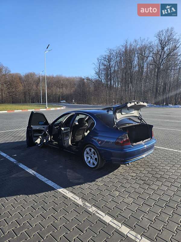 Седан BMW 3 Series 2001 в Глыбокой
