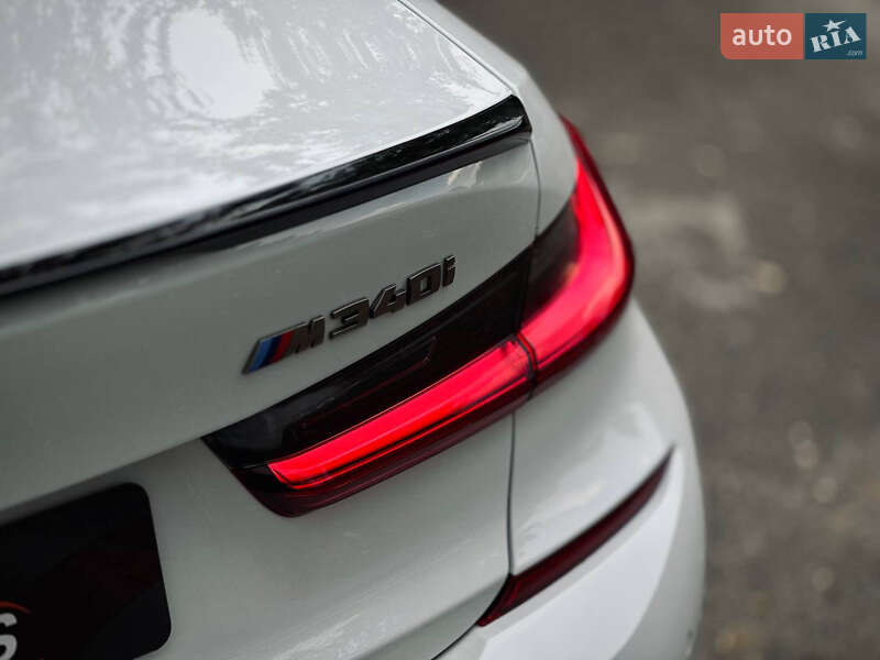 Седан BMW 3 Series 2020 в Чернівцях