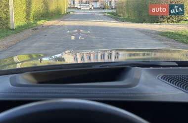Седан BMW 3 Series 2023 в 