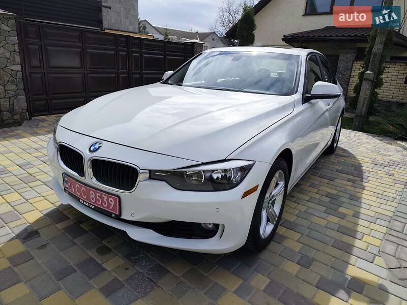 Седан BMW 3 Series 2015 в 