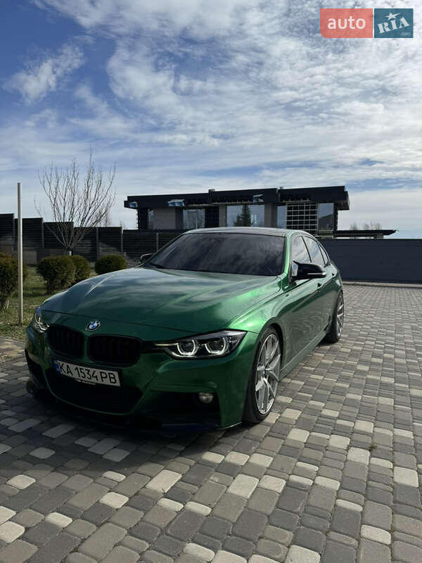 Седан BMW 3 Series 2015 в 