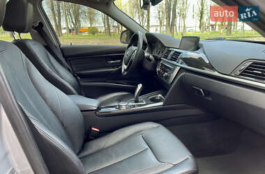 Седан BMW 3 Series 2016 в 