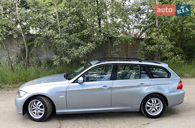 Универсал BMW 3 Series 2009 в 