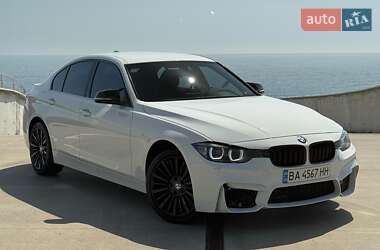 Седан BMW 3 Series 2016 в 