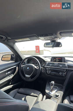 Седан BMW 3 Series 2016 в 