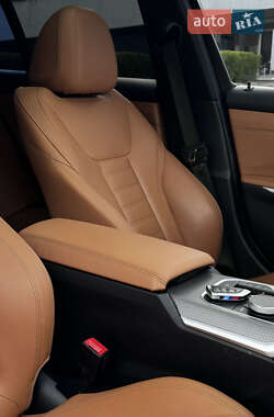 Седан BMW 3 Series 2020 в 