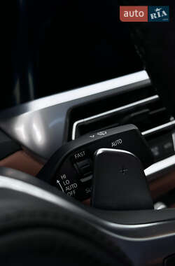 Седан BMW 3 Series 2020 в 