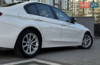 Седан BMW 3 Series 2016 в 