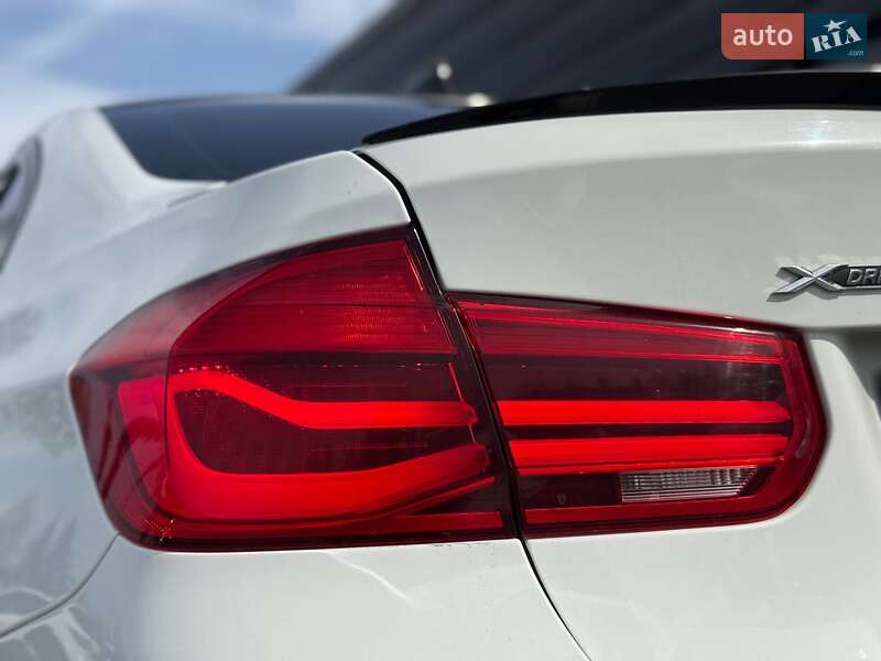 Седан BMW 3 Series 2018 в Ровно