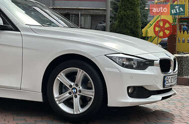 Седан BMW 3 Series 2015 в 