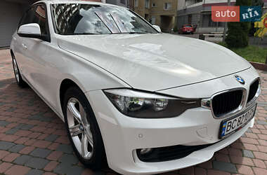Седан BMW 3 Series 2015 в 