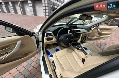 Седан BMW 3 Series 2015 в 