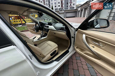 Седан BMW 3 Series 2015 в 