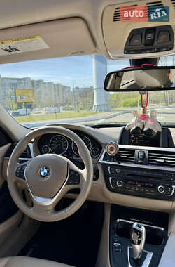Седан BMW 3 Series 2012 в 