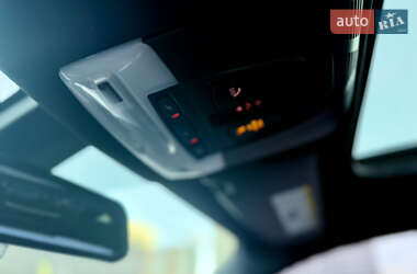 Седан BMW 3 Series 2015 в 