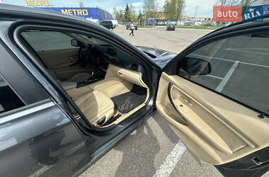 Седан BMW 3 Series 2013 в 