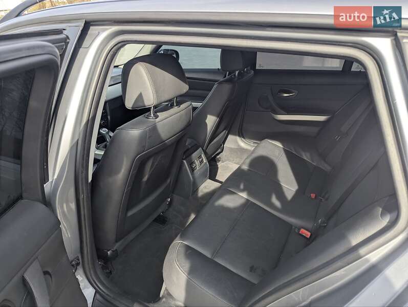 Універсал BMW 3 Series 2010 в Коломиї фото 14 Універсал BMW 3 Series 2010 в Коломиї