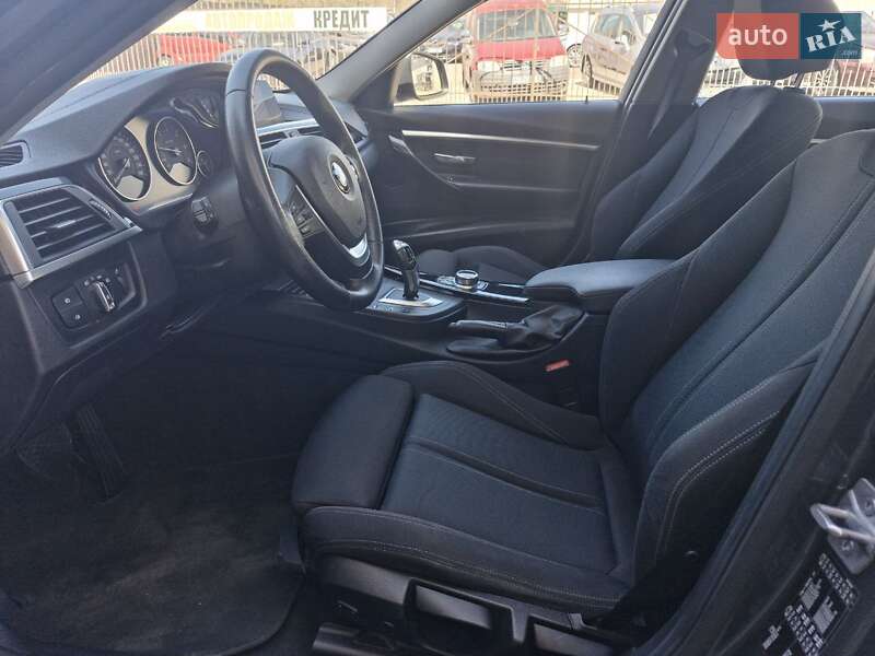 Седан BMW 3 Series 2017 в Миколаєві