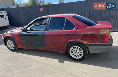 Седан BMW 3 Series 1992 в 